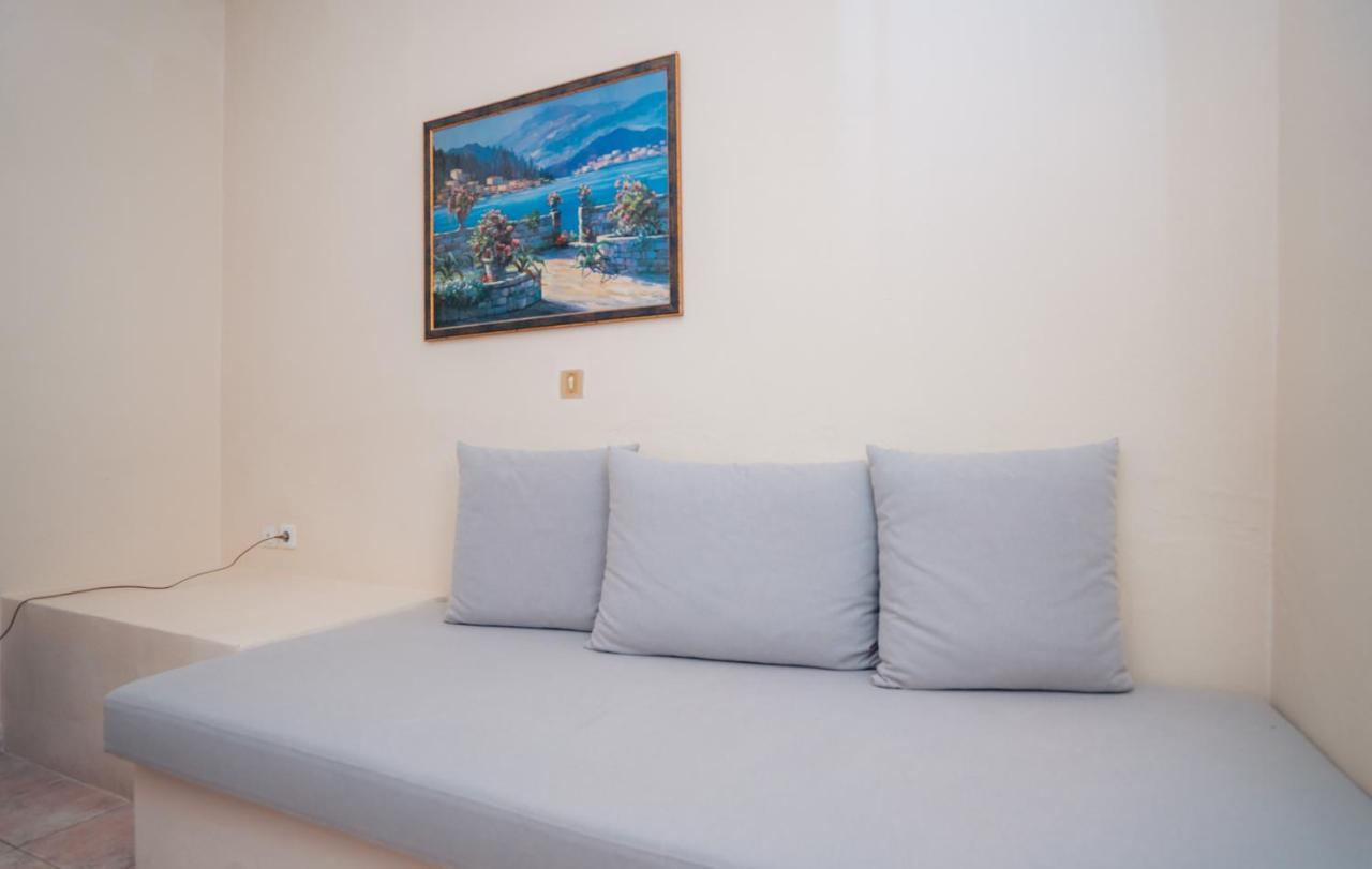 Giannakas Studios Platis Gialos  Exterior photo